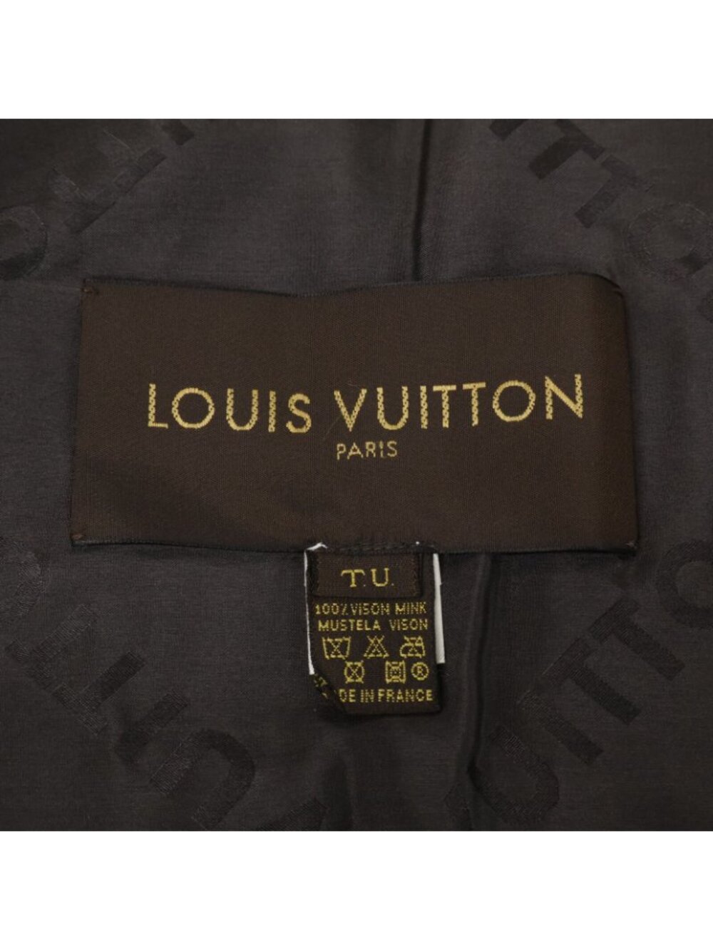 Louis Vuitton Monogram Mink Scarf - Picture 6 of 10